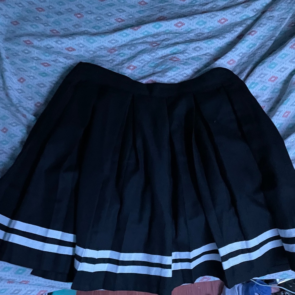 Black pleated cheer skirt from hot topic
